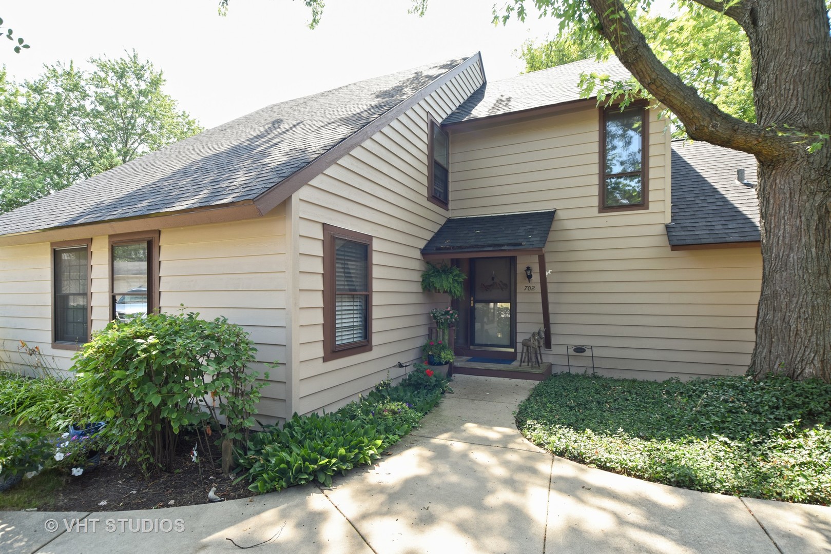 702 Chandler Road Gurnee, IL 60031 - Photo 1 of 26 a view of a house with a yard