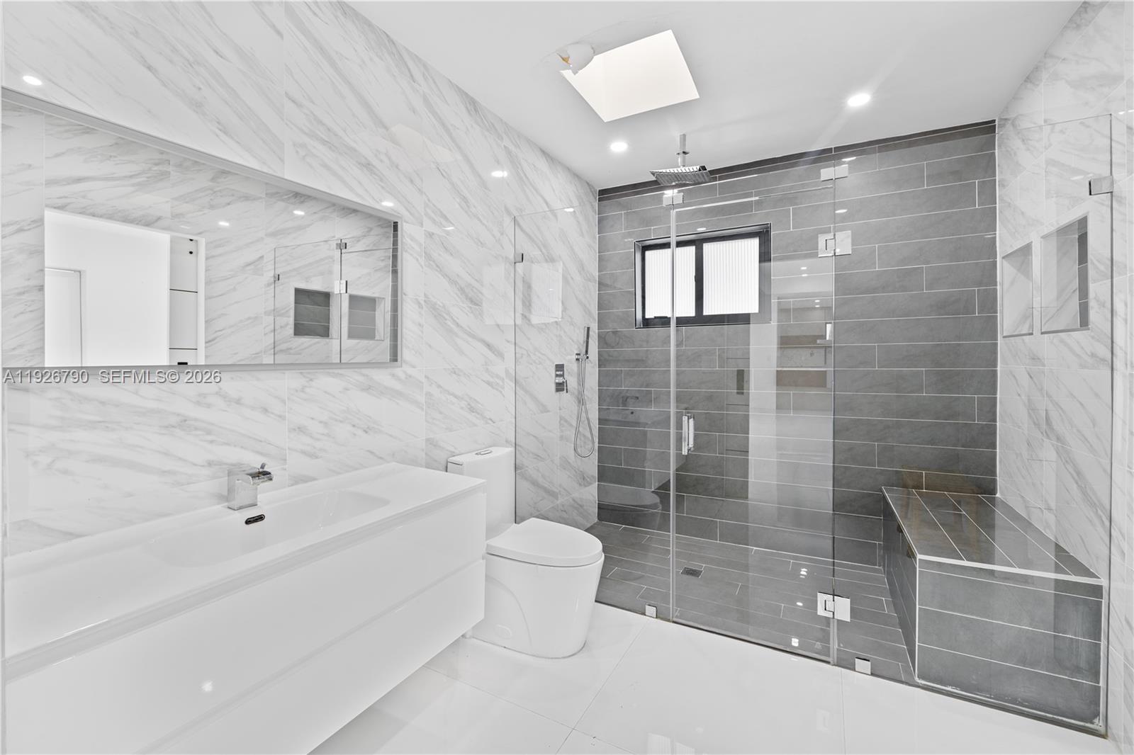 1200 Cleveland Road Miami Beach, FL 33141 - Photo 25 of 43