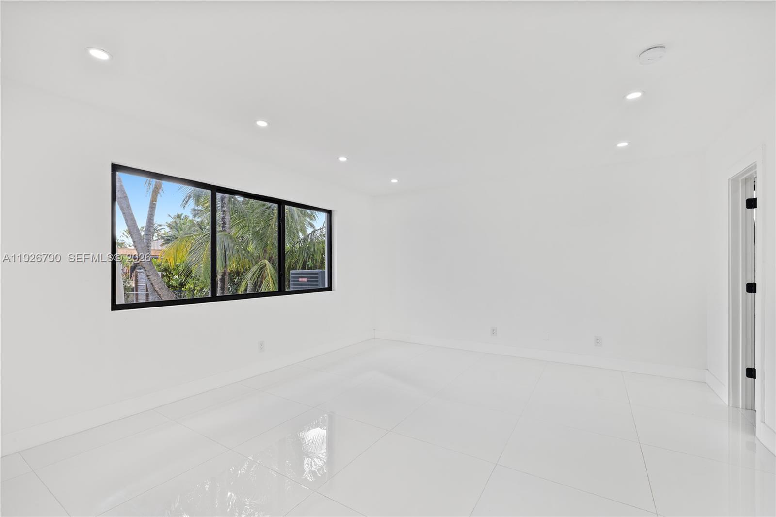 1200 Cleveland Road Miami Beach, FL 33141 - Photo 26 of 43