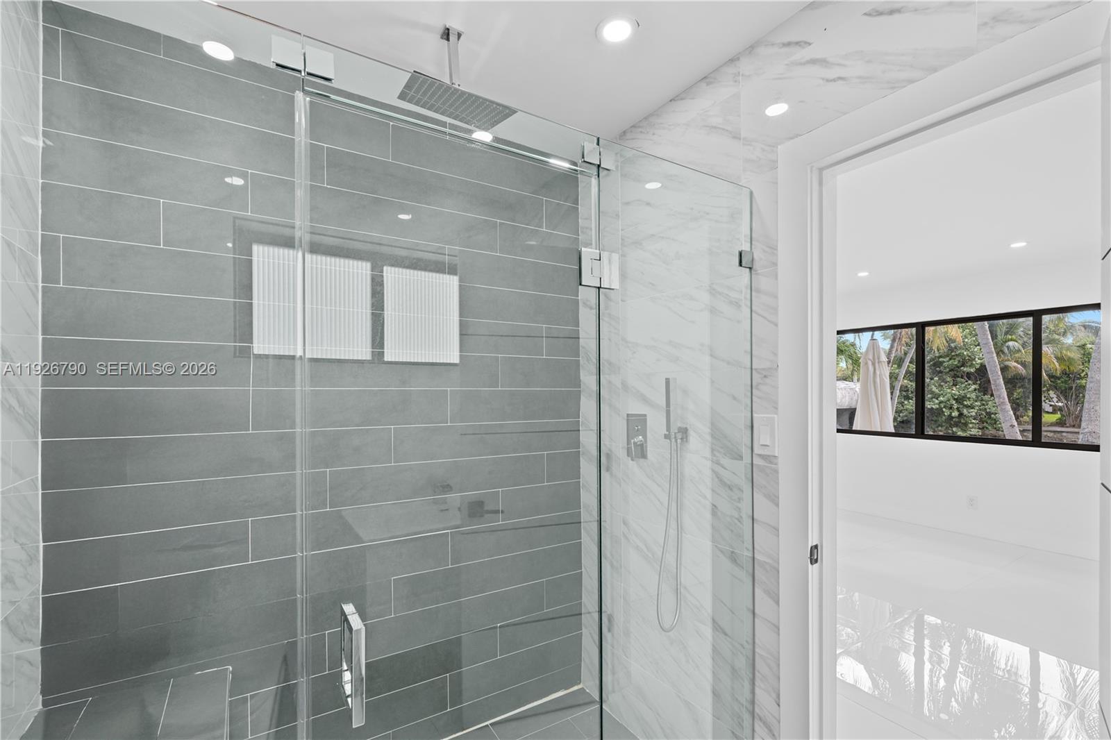 1200 Cleveland Road Miami Beach, FL 33141 - Photo 32 of 43