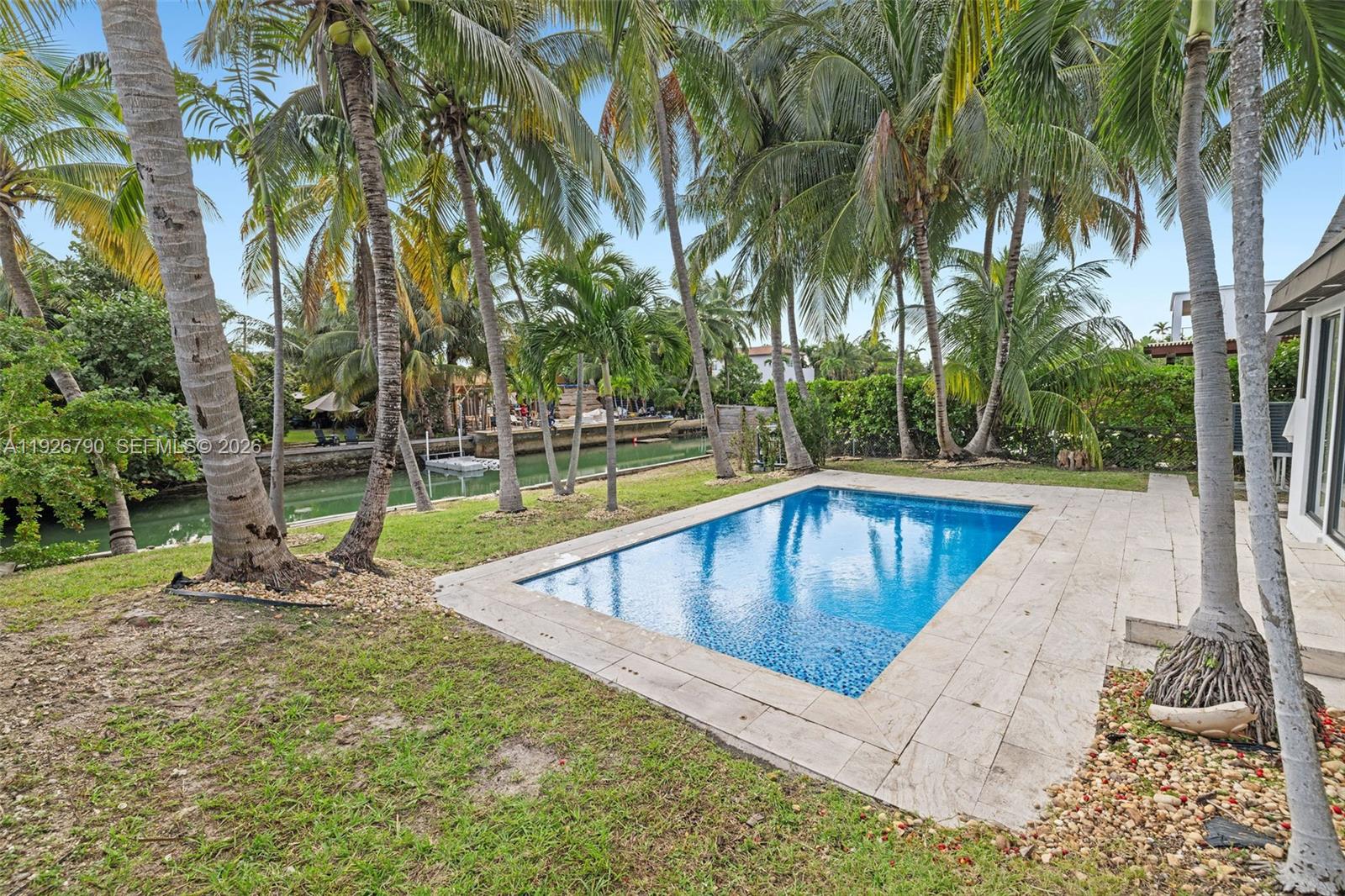 1200 Cleveland Road Miami Beach, FL 33141 - Photo 39 of 43