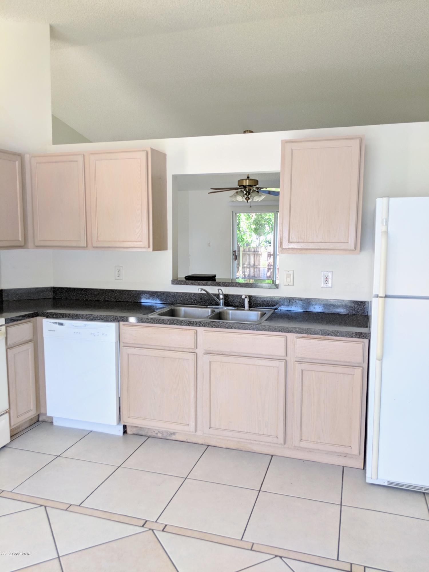 6106 Corning Road Cocoa, FL 32927 - Photo 3 of 12 kitchen
