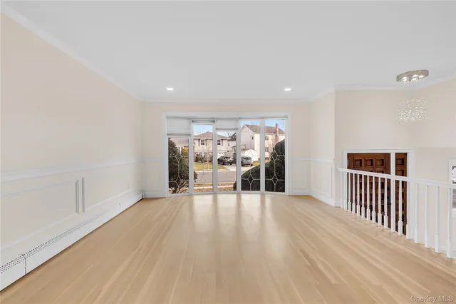 $1,159,000 | 1554 Holiday Park Drive, Wantagh, NY 11793