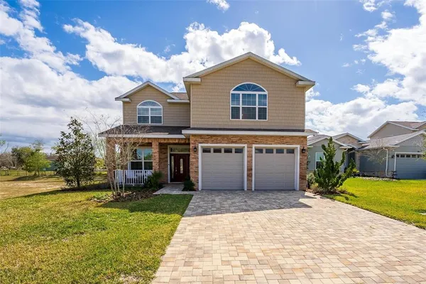 $460,000 | 5039 Northeast 125th Loop, Oxford, FL 34484