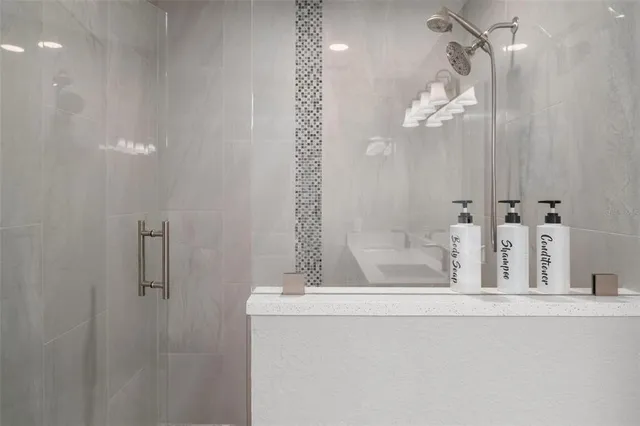 $515,000 | 5039 Northeast 125th Loop, Oxford, FL 34484