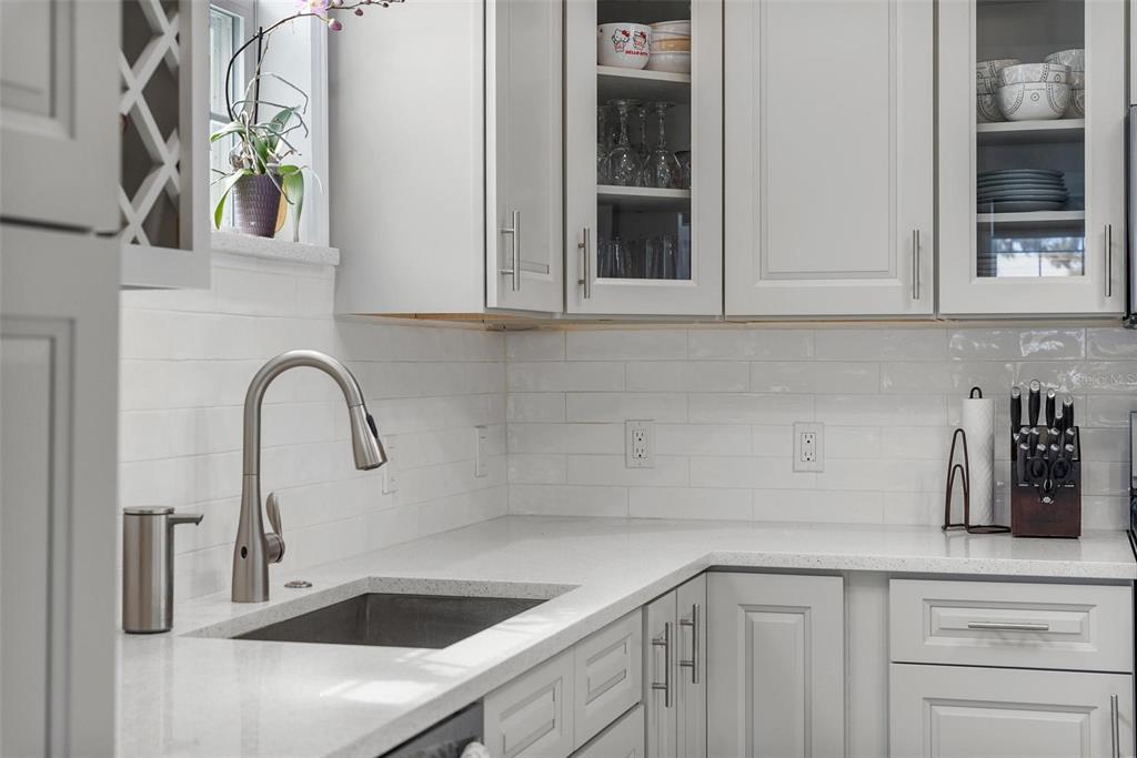 5039 Northeast 125th Loop Oxford, FL 34484 - Photo 7 of 83