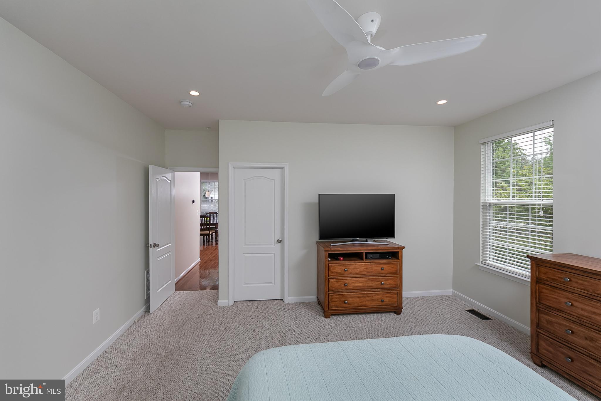 709 Bischoff Road Baltimore, MD 21220 - Photo 13 of 41 Master Suite w/ Walk-In Closet