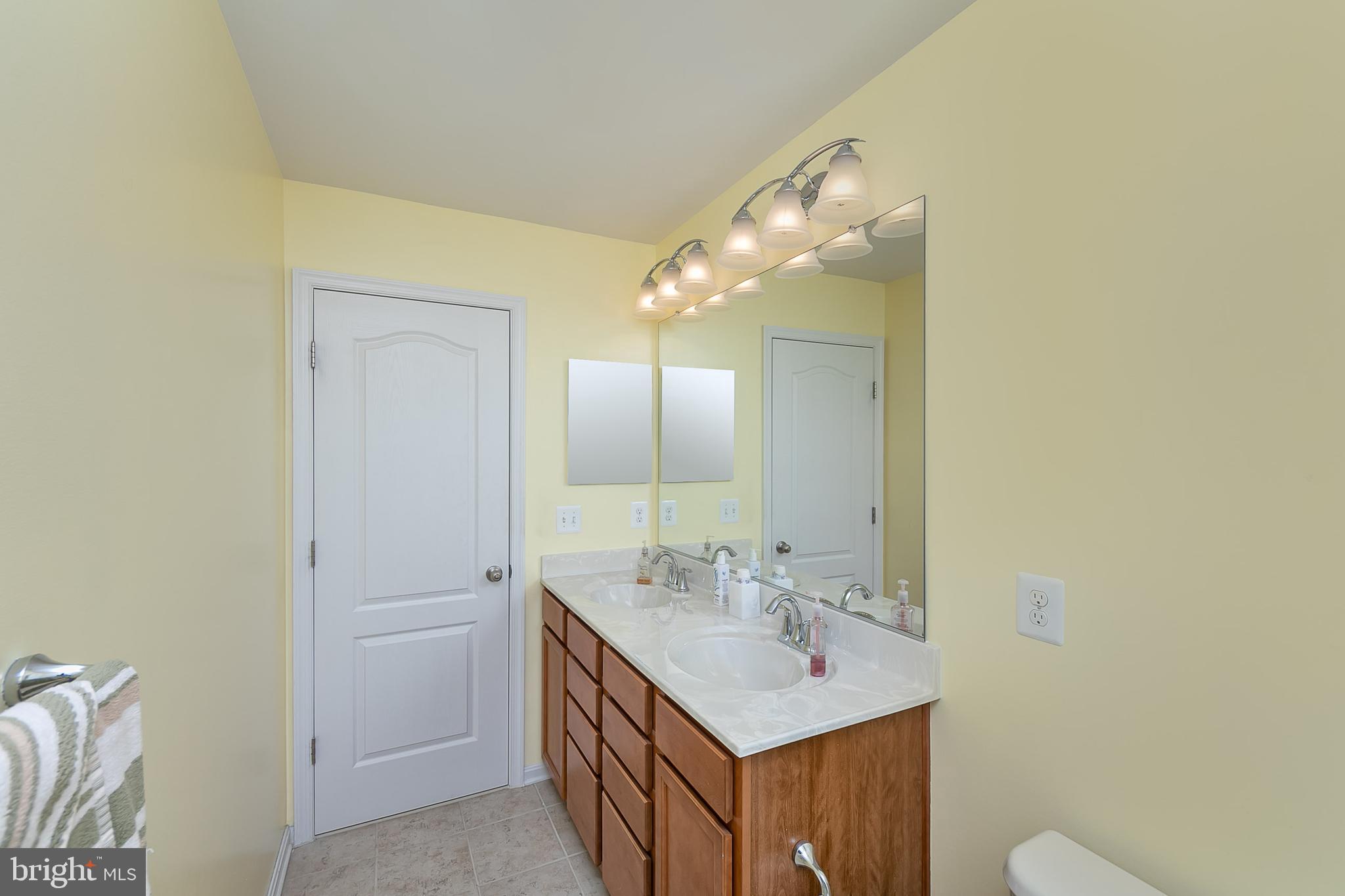 709 Bischoff Road Baltimore, MD 21220 - Photo 33 of 41 Full Bathroom