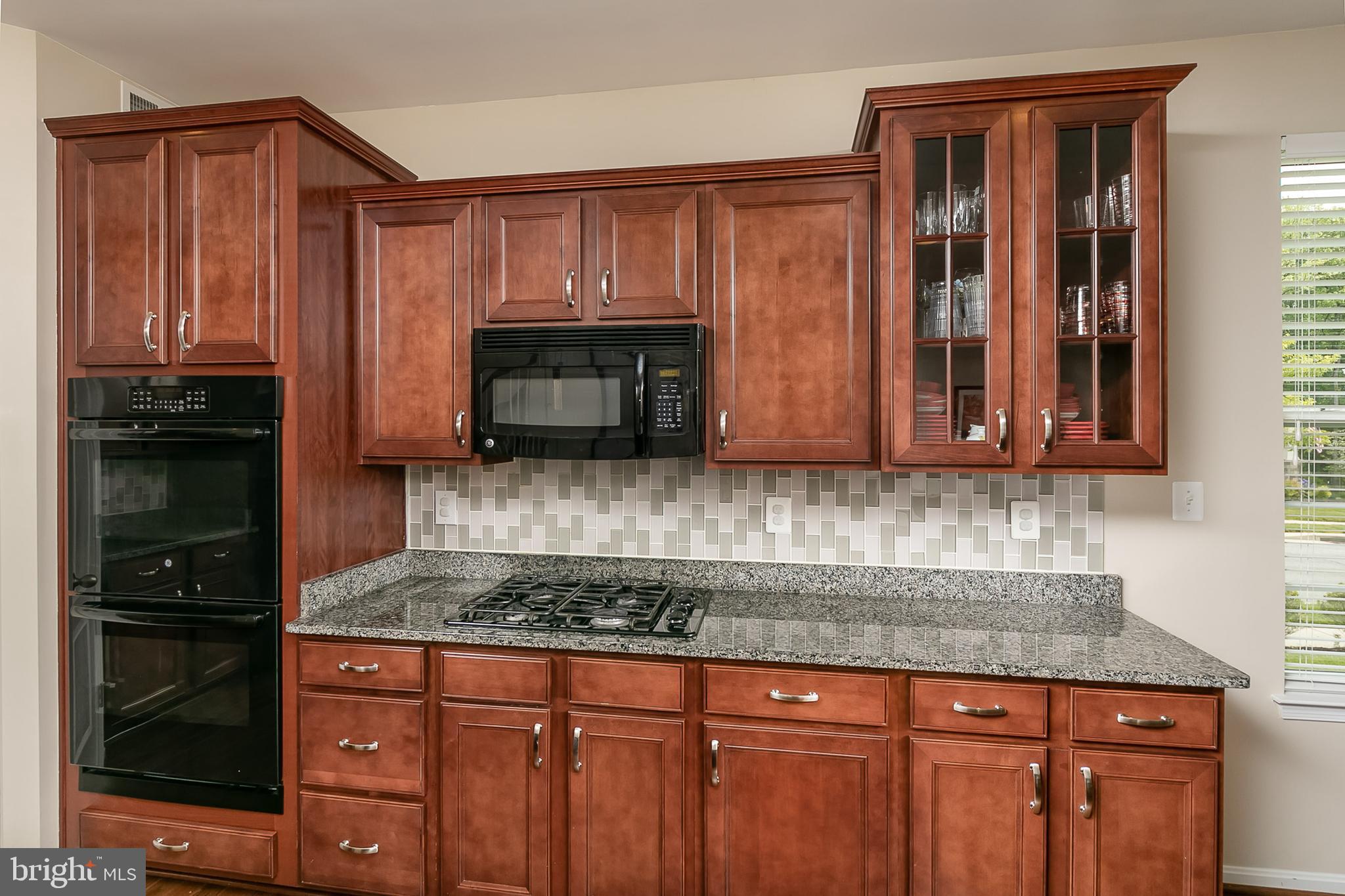 709 Bischoff Road Baltimore, MD 21220 - Photo 6 of 41 Kitchen