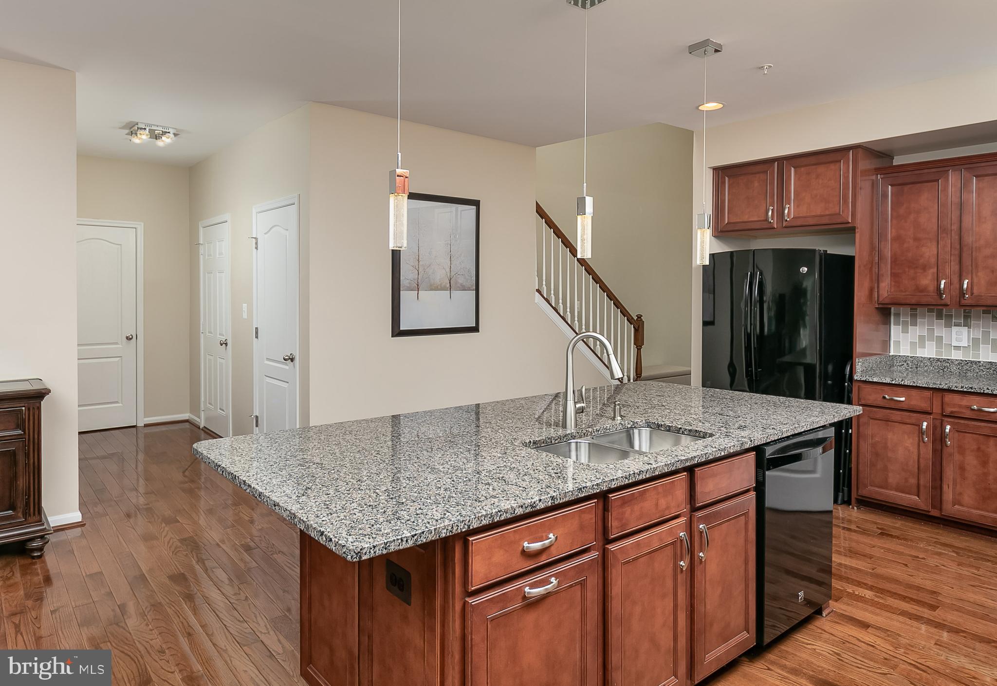 709 Bischoff Road Baltimore, MD 21220 - Photo 7 of 41 Kitchen