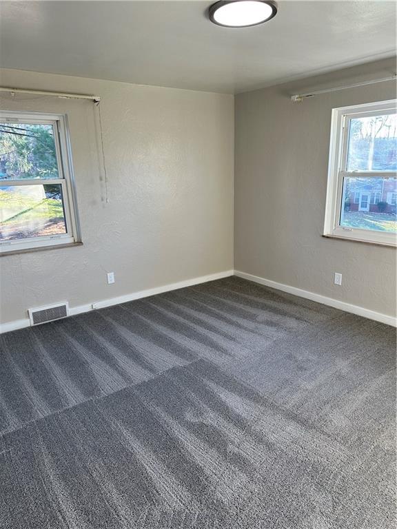4819 Rolling Hills Road Pittsburgh, PA 15236 - Photo 11 of 25 Gallery Image 11