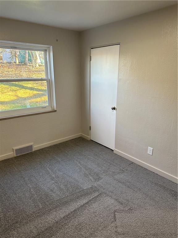 4819 Rolling Hills Road Pittsburgh, PA 15236 - Photo 13 of 25 Gallery Image 13