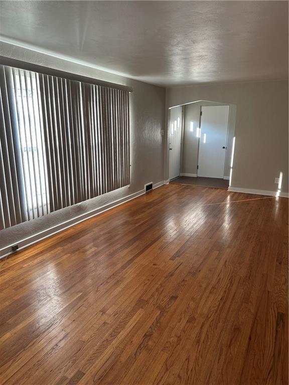 4819 Rolling Hills Road Pittsburgh, PA 15236 - Photo 6 of 25 Gallery Image 6
