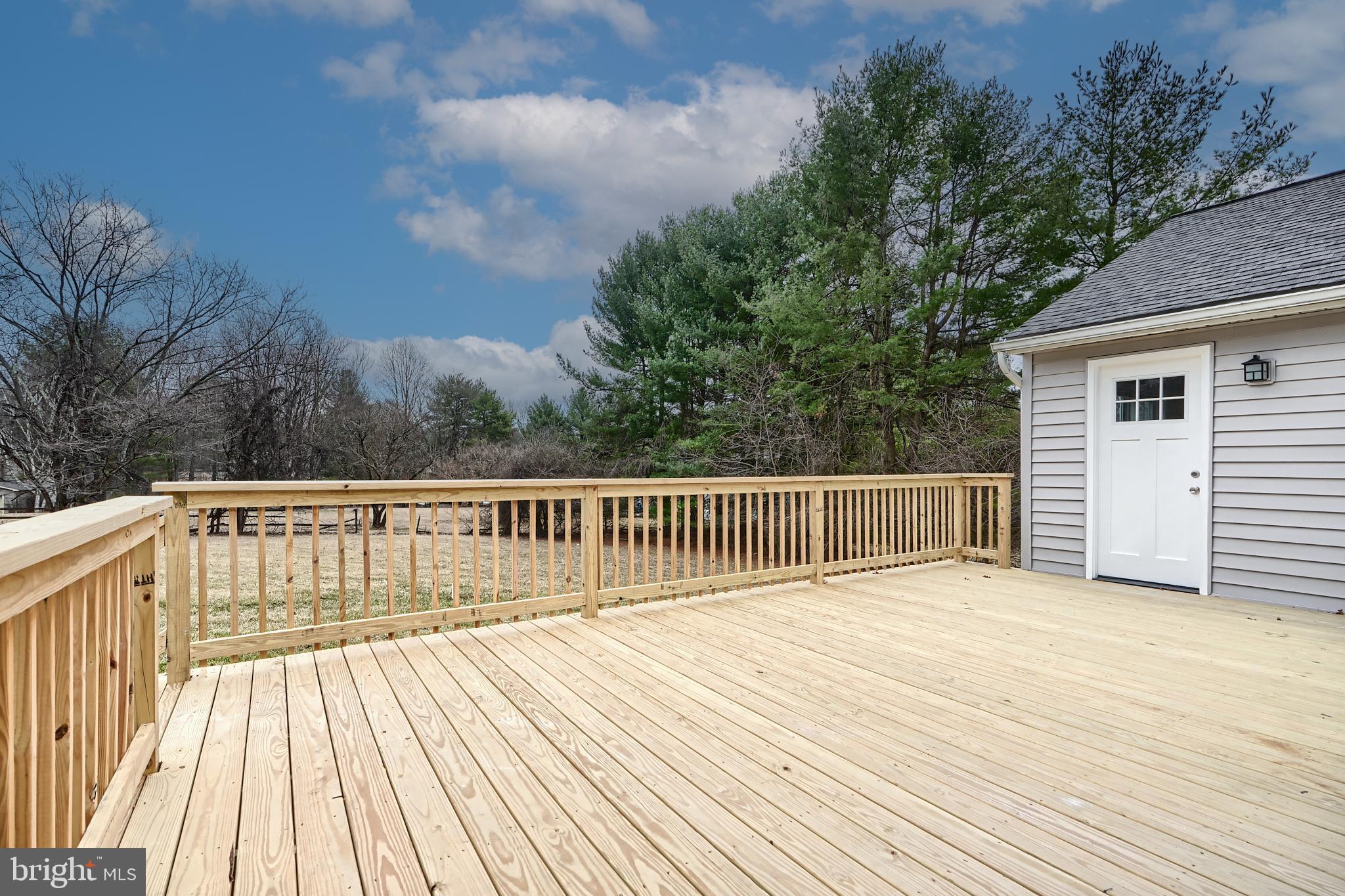 12327 Timber Grove Road Owings Mills, MD 21117 - Photo 53 of 60 Deck