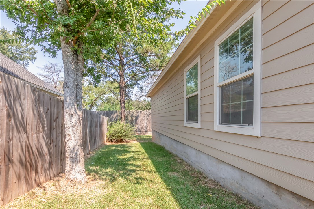 904 New York Street Bryan, TX 77803 - Photo 14 of 16
