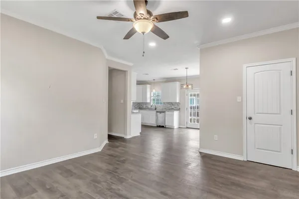 $225,000 | 904 New York Street, Bryan, TX 77803