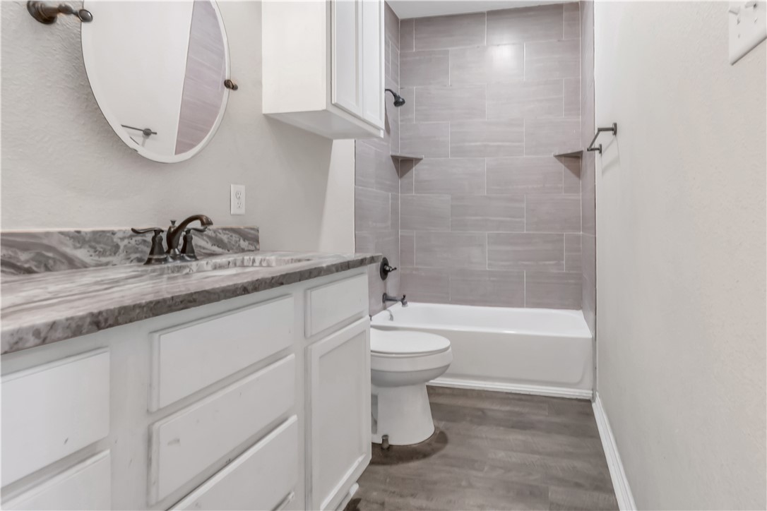 904 New York Street Bryan, TX 77803 - Photo 9 of 16