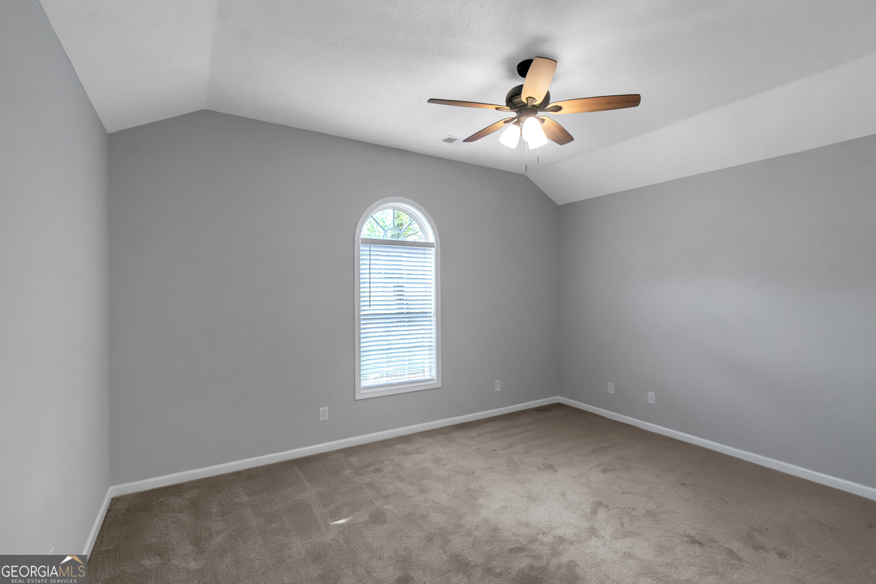 182 Hawk Lane Carrollton, GA 30116 - Photo 14 of 34