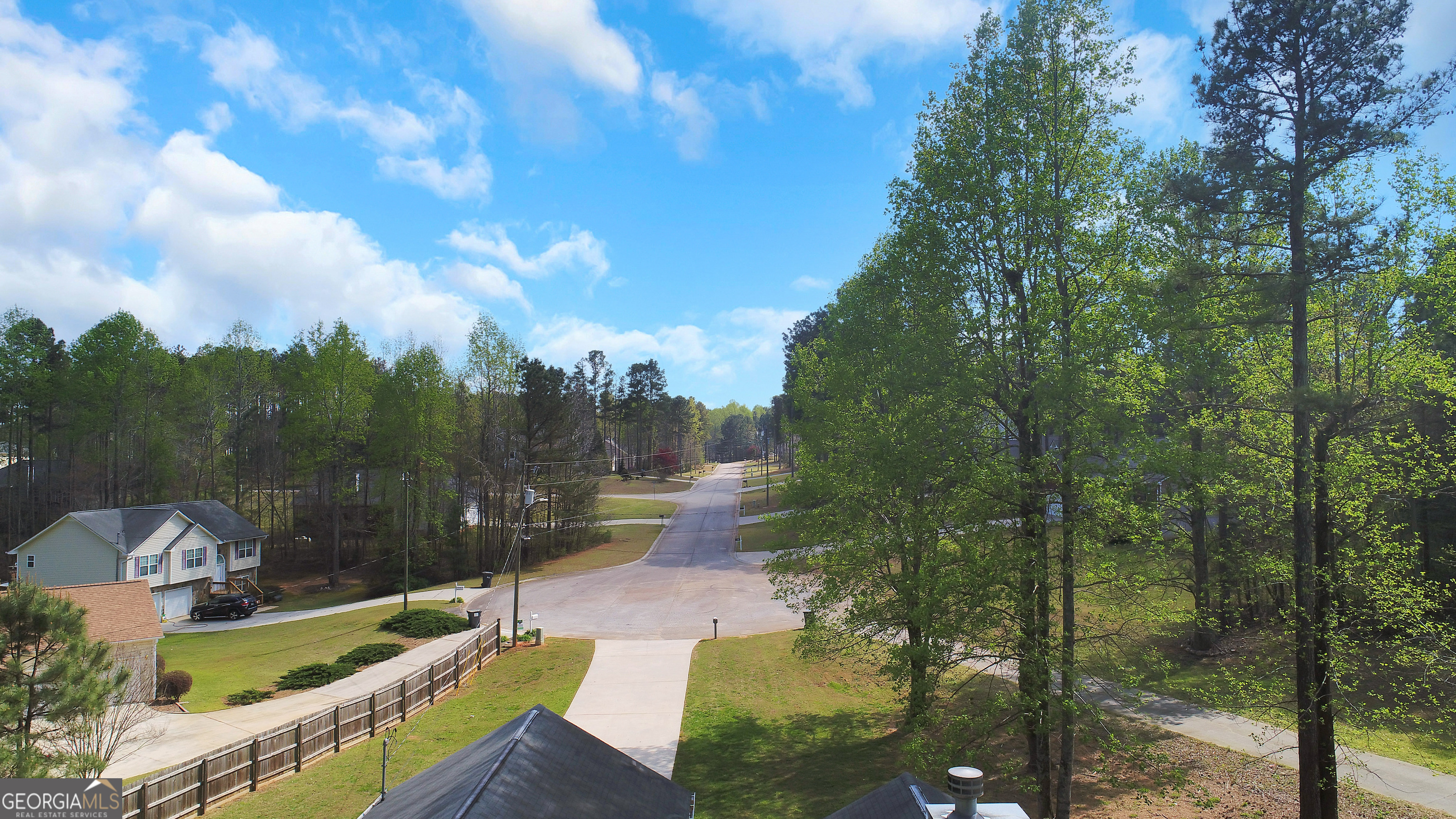 182 Hawk Lane Carrollton, GA 30116 - Photo 32 of 34