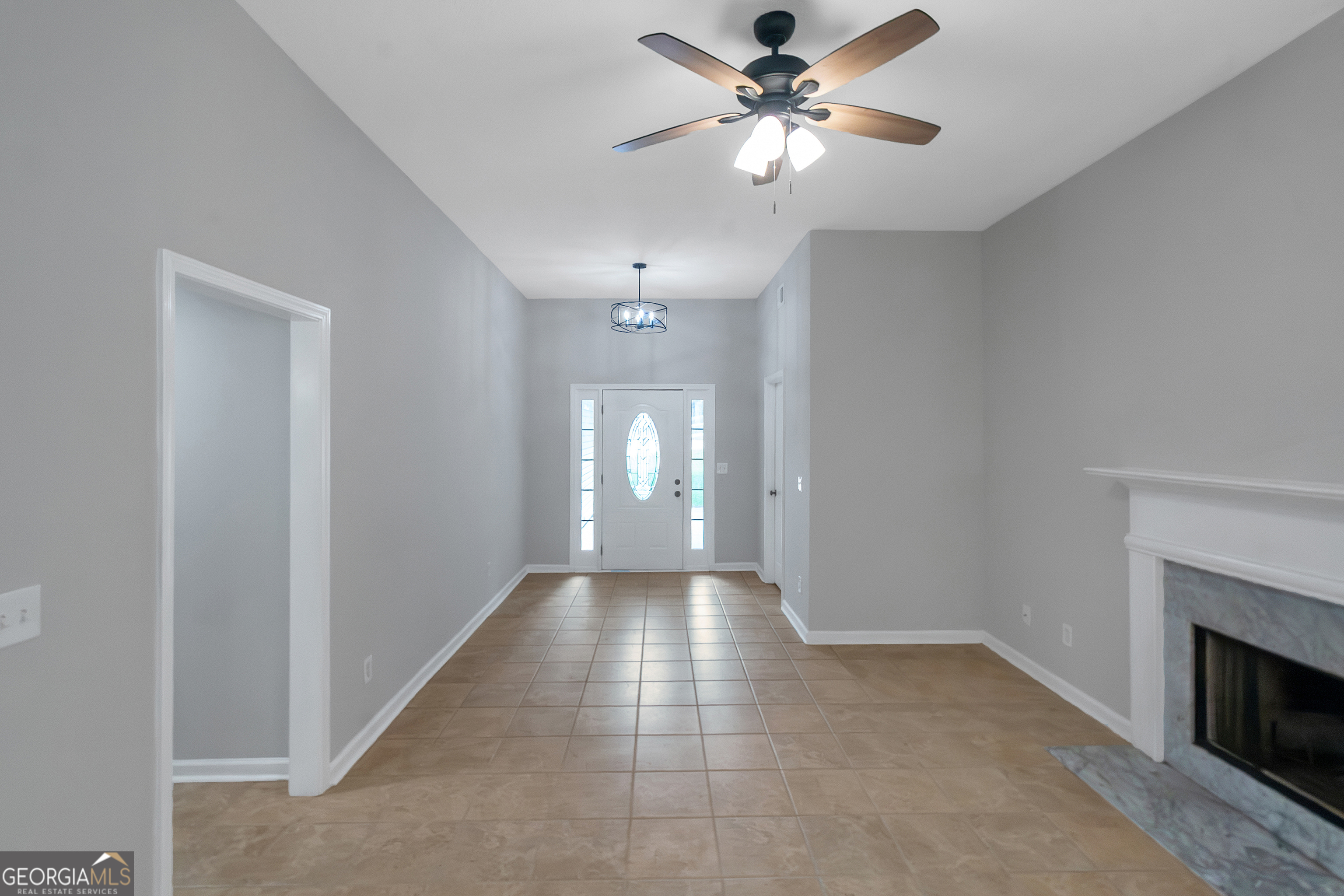 182 Hawk Lane Carrollton, GA 30116 - Photo 4 of 34