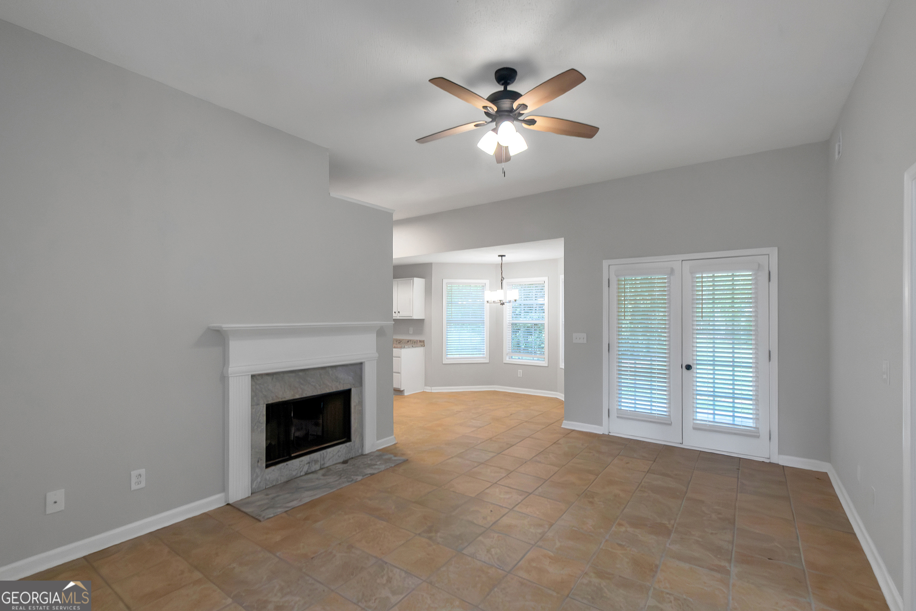 182 Hawk Lane Carrollton, GA 30116 - Photo 6 of 34