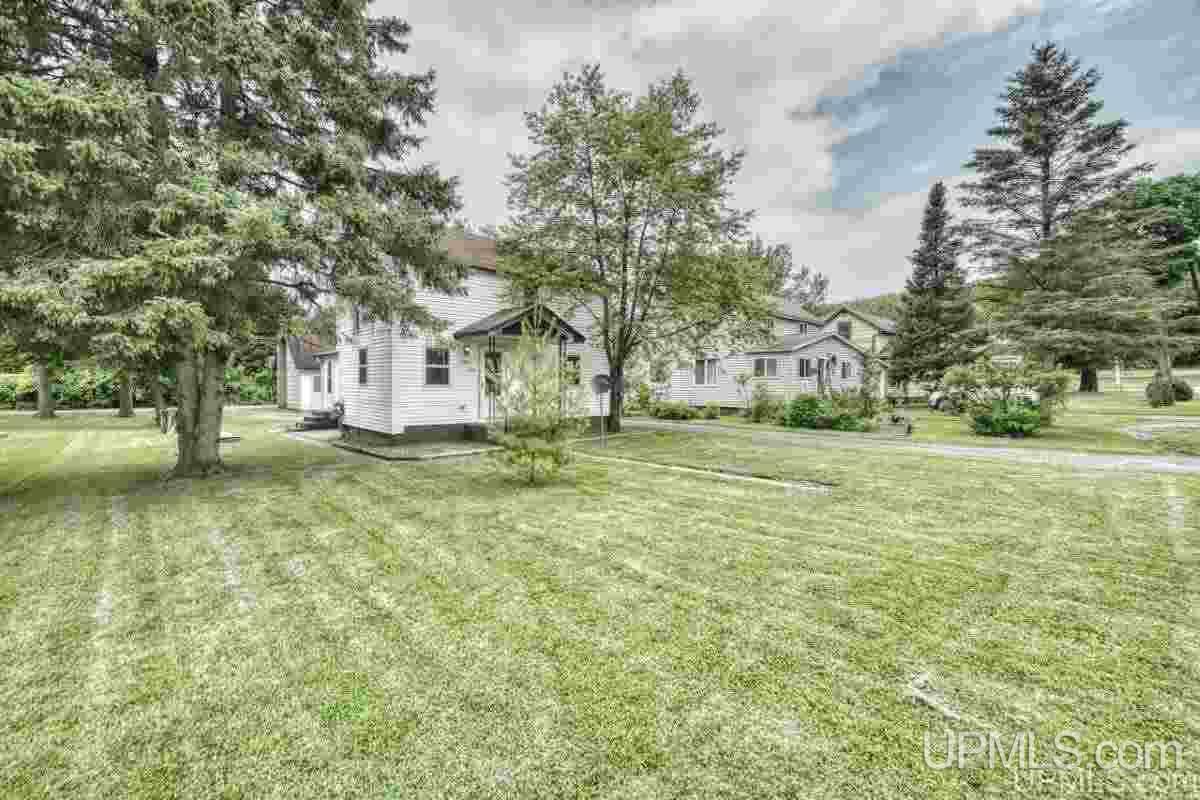 N1717 Spring Street Vulcan, MI 49892 - Photo 2 of 29