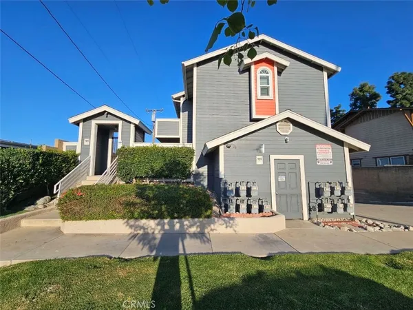 $2,350 | 1120 Nicklett Avenue, Unit J, Fullerton, CA 92833