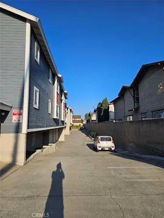 $2,350 | 1120 Nicklett Avenue, Unit J, Fullerton, CA 92833