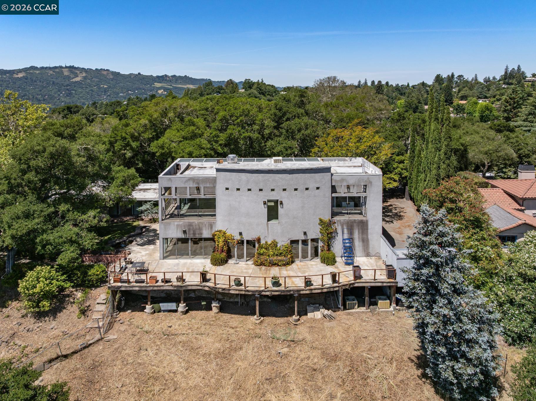 5 Oak Flat Road Orinda, CA 94563 - Photo 5 of 99