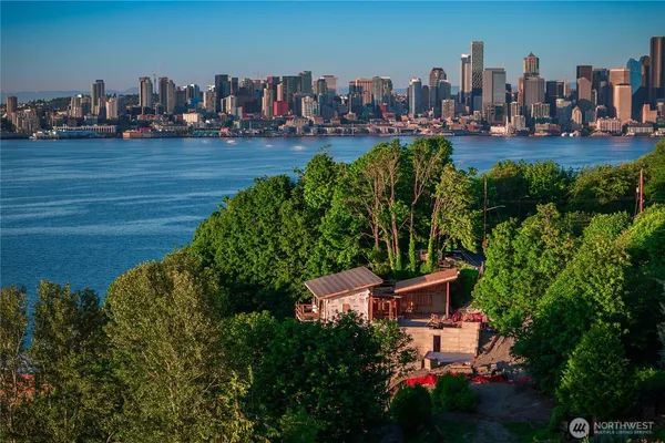 $6,975,000 | 1019 California Lane Southwest, Seattle, WA 98116
