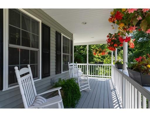 15 Meadow Pond Road Belchertown, MA 01007 - Photo 4 of 37 Gallery Image 4