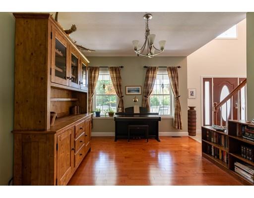 15 Meadow Pond Road Belchertown, MA 01007 - Photo 7 of 37 Gallery Image 7