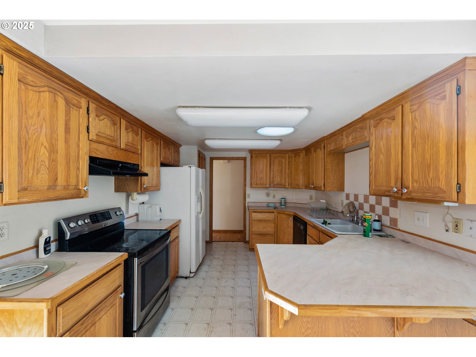 94275 Bono Road Langlois, OR 97450 - Photo 9 of 33