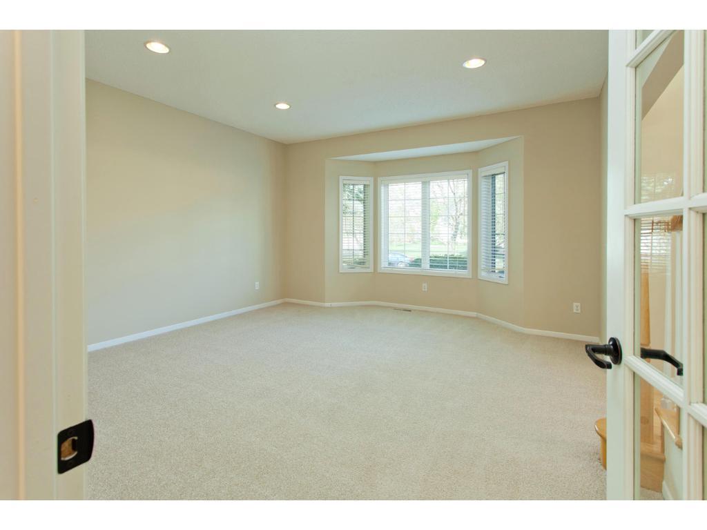 17766 Steading Road Eden Prairie, MN 55347 - Photo 8 of 19 Gallery Image 8