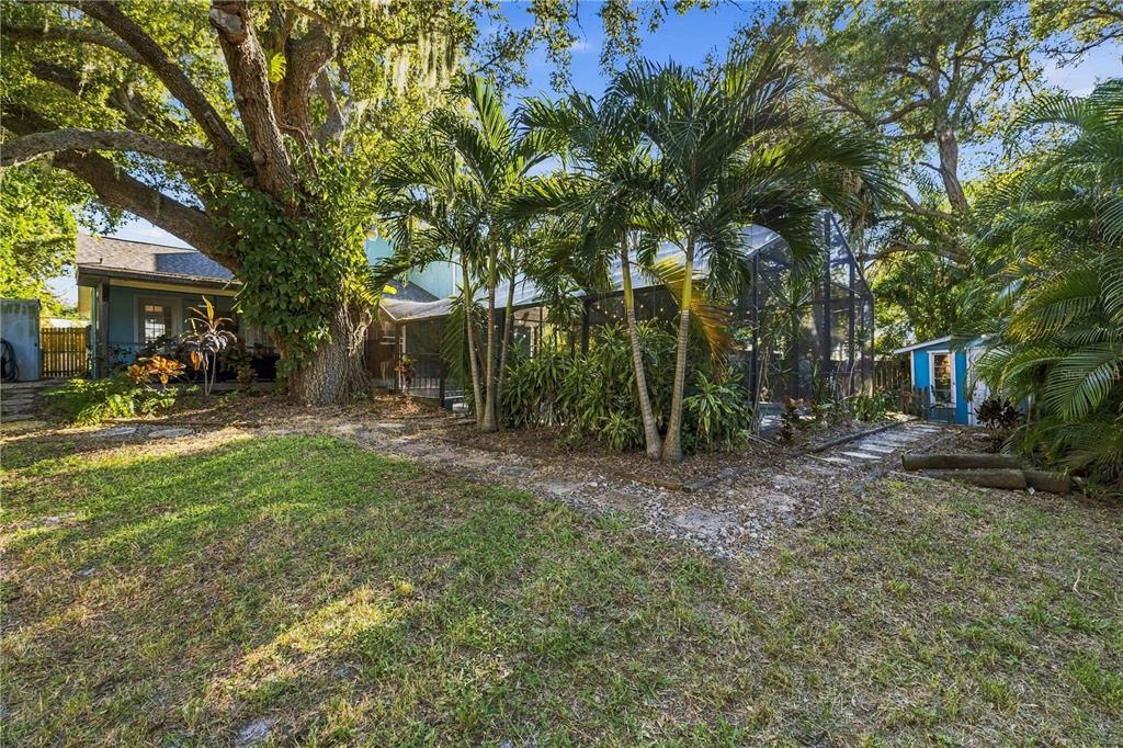 1613 Wharf Road Sarasota, FL 34231 - Photo 44 of 81 Gallery Image 44