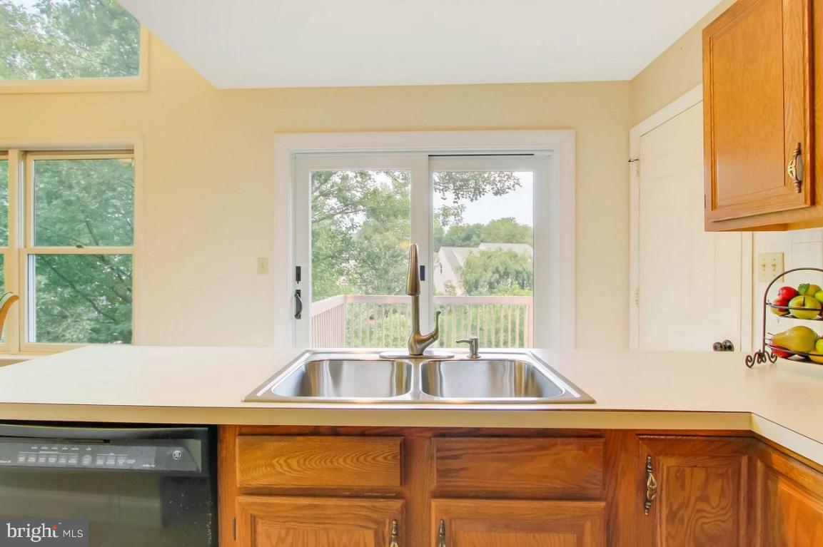 726 Farnum Road Lititz, PA 17543 - Photo 10 of 28
