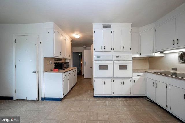 $710,000 | 932 Valley Forge Road, Phoenixville, PA 19460