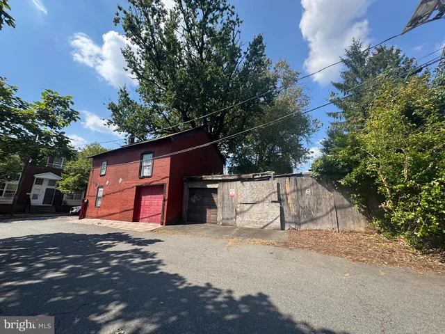 $350,000 | 178 Brunswick Avenue, Trenton, NJ 08618