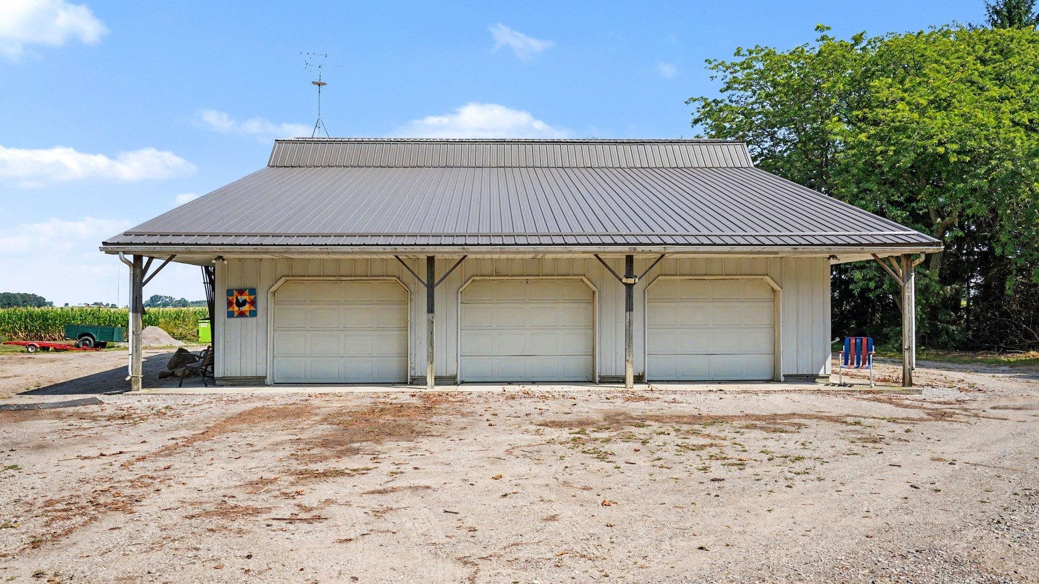 2298 West Hayes Road Ithaca, MI 48847 - Photo 5 of 67 1944596-7b839175-4bf2-4cbd-a169-6e0ec320b07f.JPG
