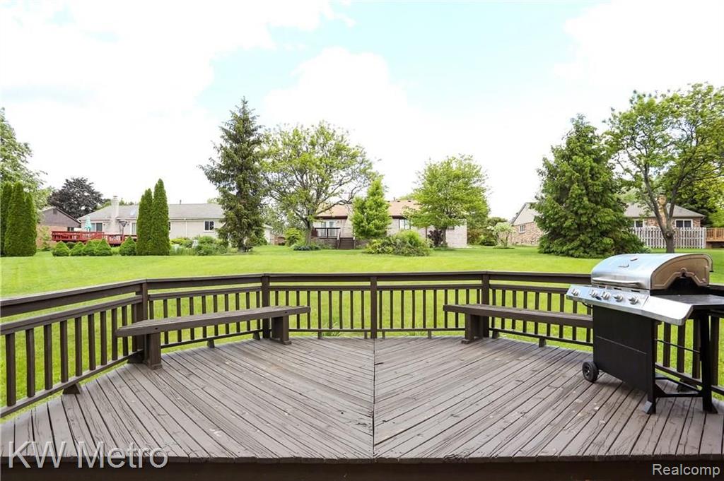 254 Slade Court Rochester Hills, MI 48307 - Photo 48 of 48 Gallery Image 48