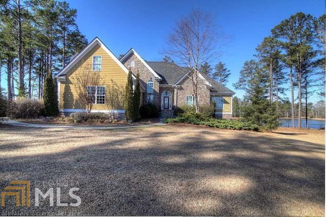 1689 Concord Road Concord, GA 30206 - Photo 1 of 1 a front view of a house with a yard