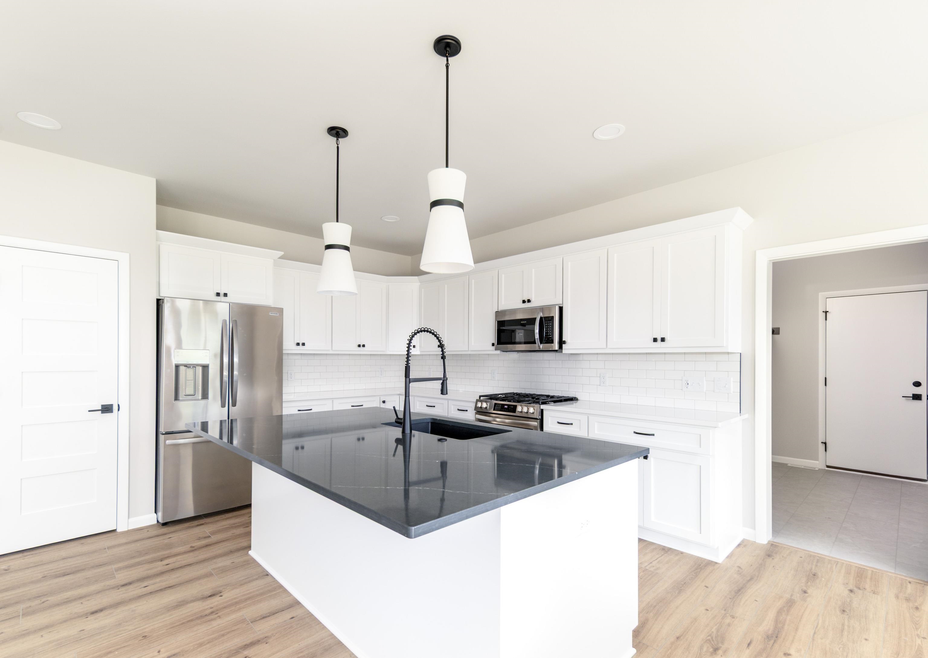 2535 Water Lily Sun Prairie, WI 53590 - Photo 9 of 21