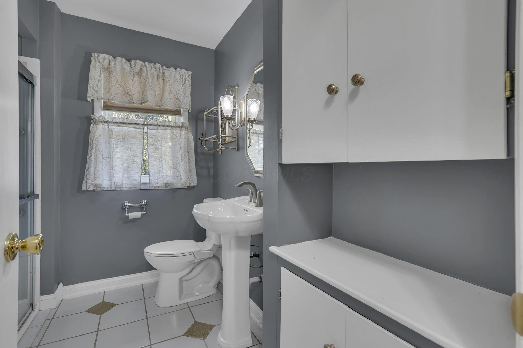 1349 Wetsell Avenue Lancaster, OH 43130 - Photo 28 of 66 28-web-or-mls-_S5A6079