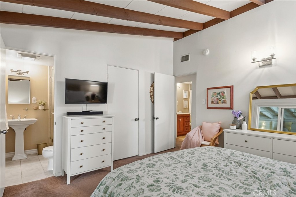 534 South Devon Road Orange, CA 92868 - Photo 21 of 31 Primary Bedroom