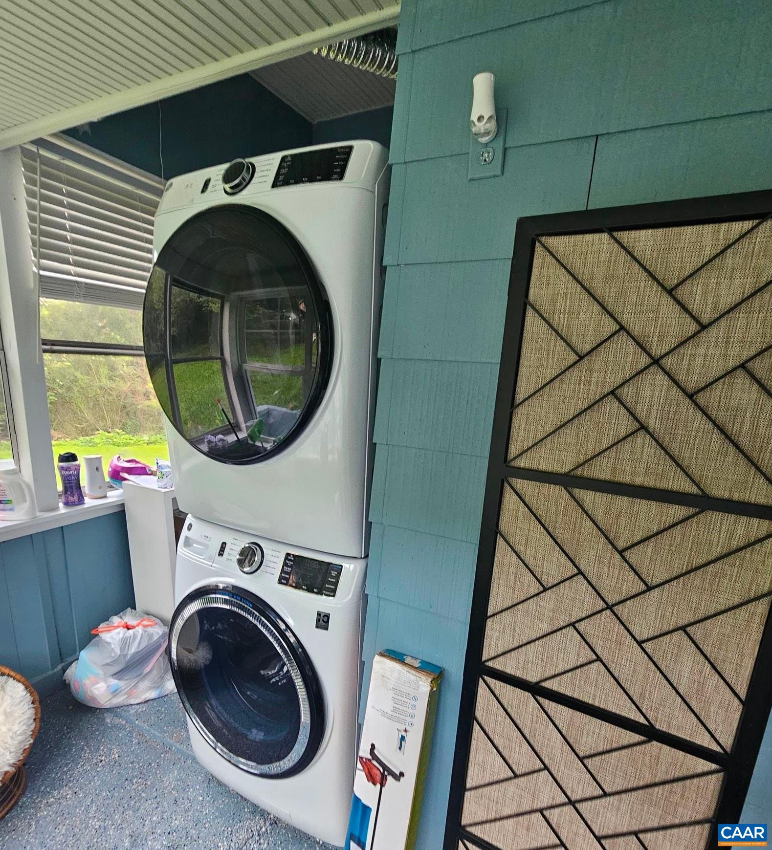 7559 Esmont Road Esmont, VA 22937 - Photo 21 of 22 a utility room with dryer and washer