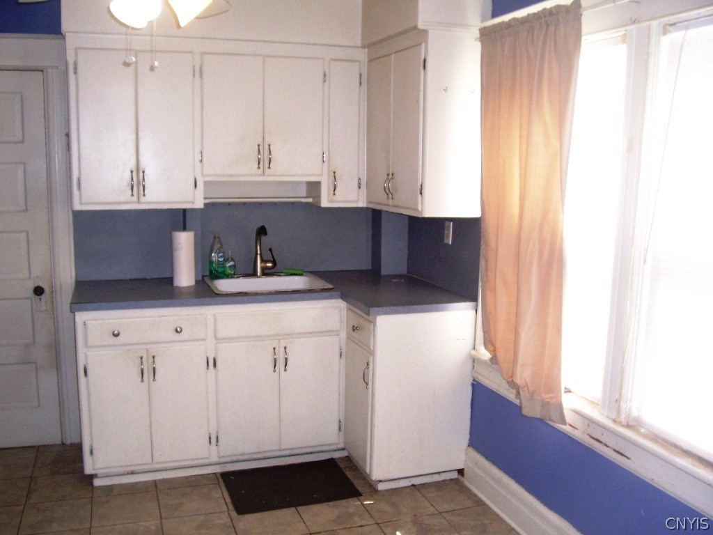 706 1/2 North George Street Rome, NY 13440 - Photo 10 of 22 Kitchen
