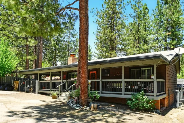 $489,900 | 5726 Lodgepole Drive, Wrightwood, CA 92397