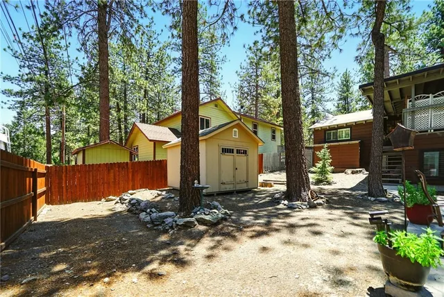 $489,900 | 5726 Lodgepole Drive, Wrightwood, CA 92397