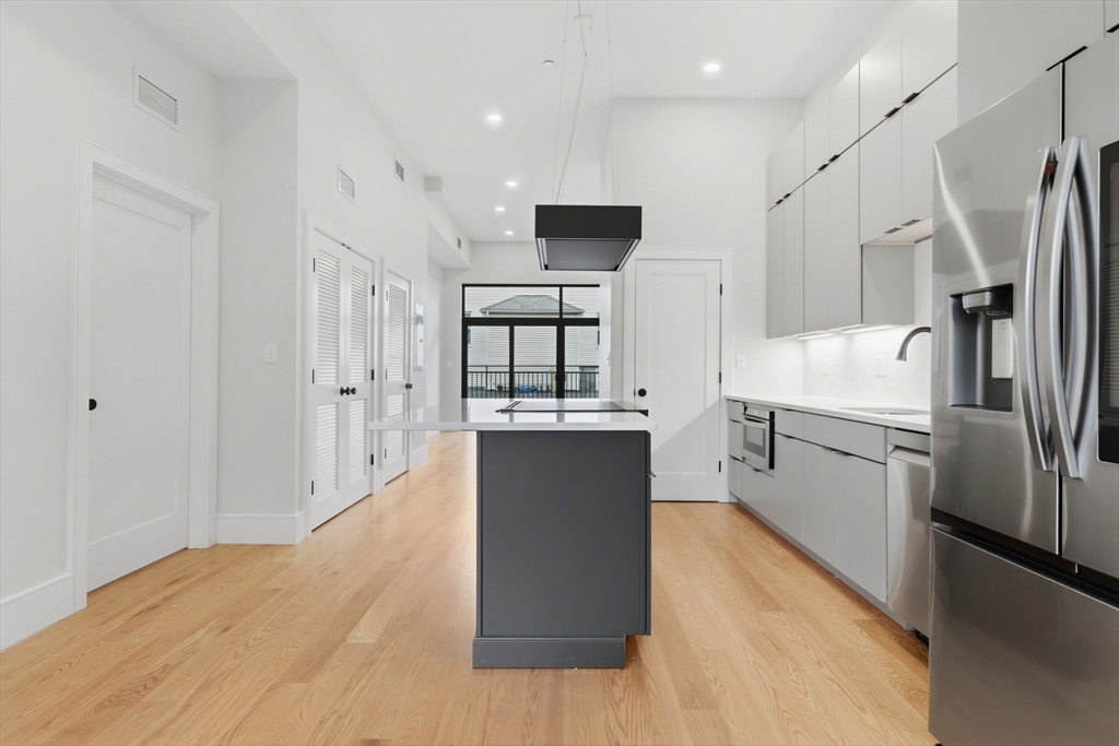 421 High Street, Unit 101A Medford, MA 02155 - Photo 1 of 22