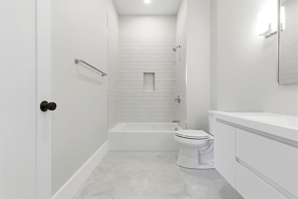 421 High Street, Unit 101A Medford, MA 02155 - Photo 17 of 22